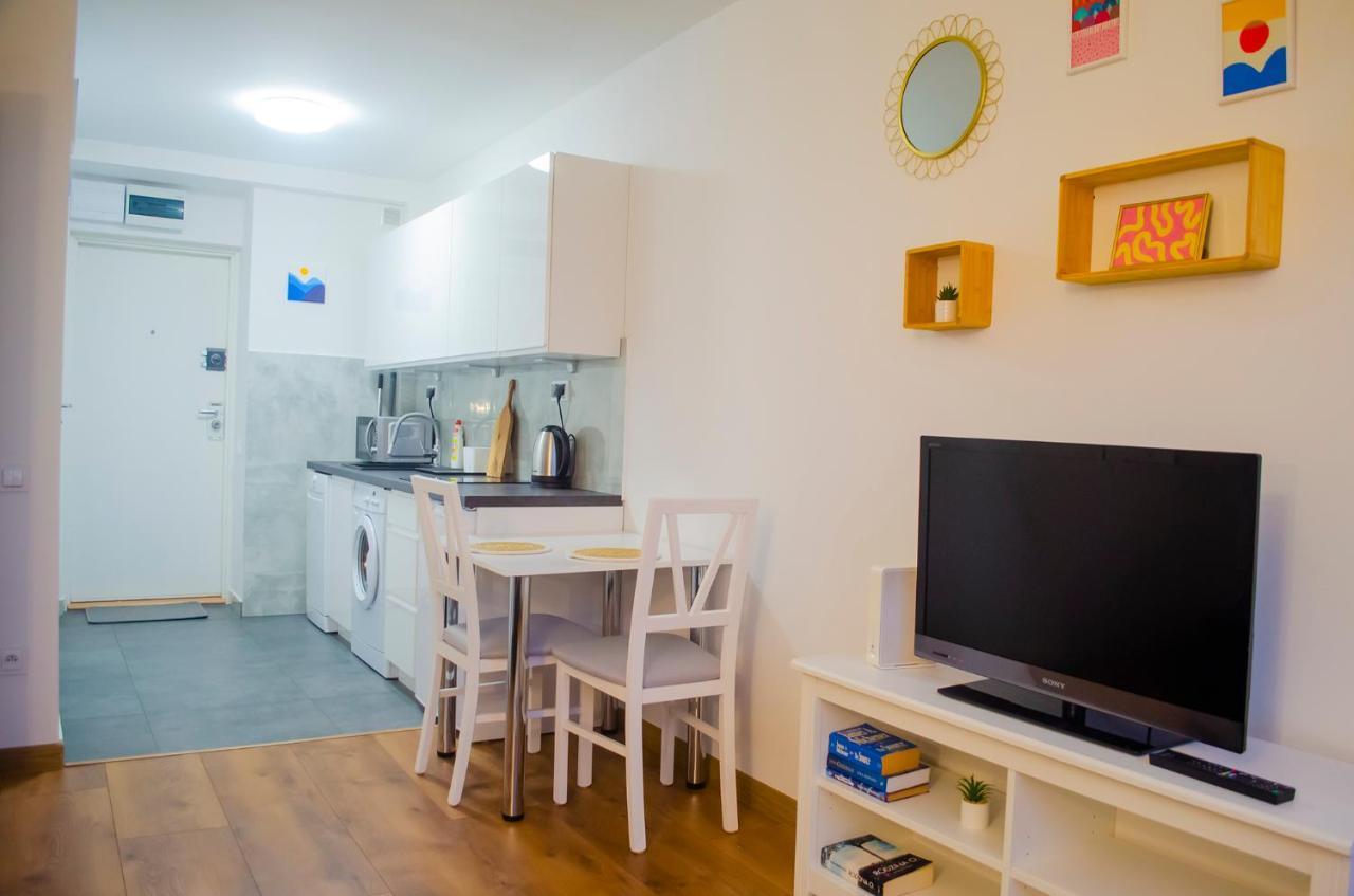 Sweet Life Apartment Next To Metro Station Warszawa Eksteriør billede